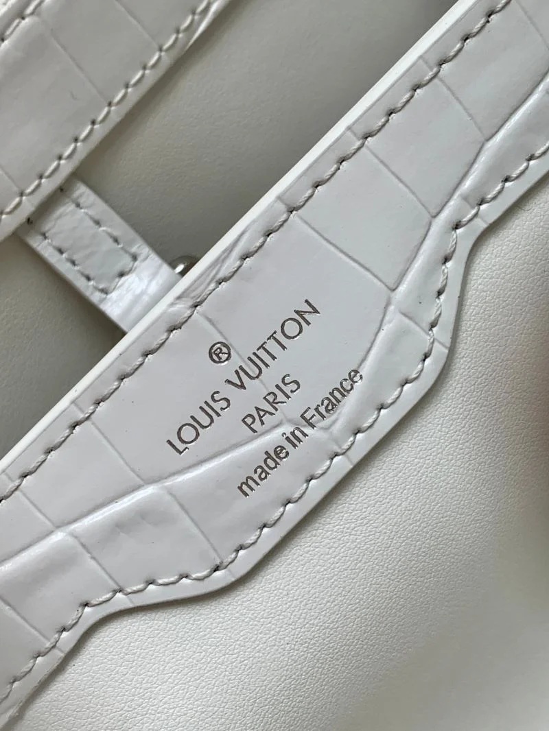 Louis Vuitton Capucines BB Bags GoAnywhere 39990