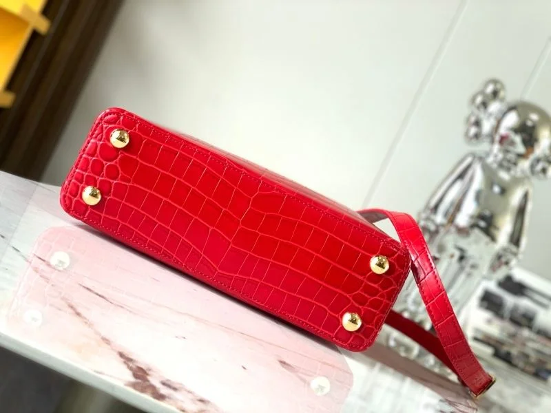 Supportive Louis Vuitton Capucines BB Bags 39994