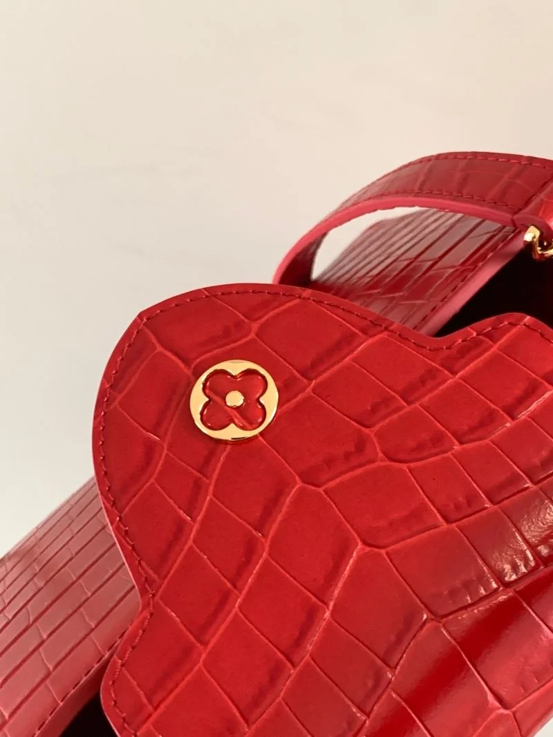 Supportive Louis Vuitton Capucines BB Bags 39994