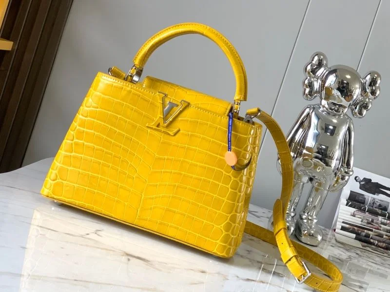Timeless Louis Vuitton Capucines BB Bags 40019