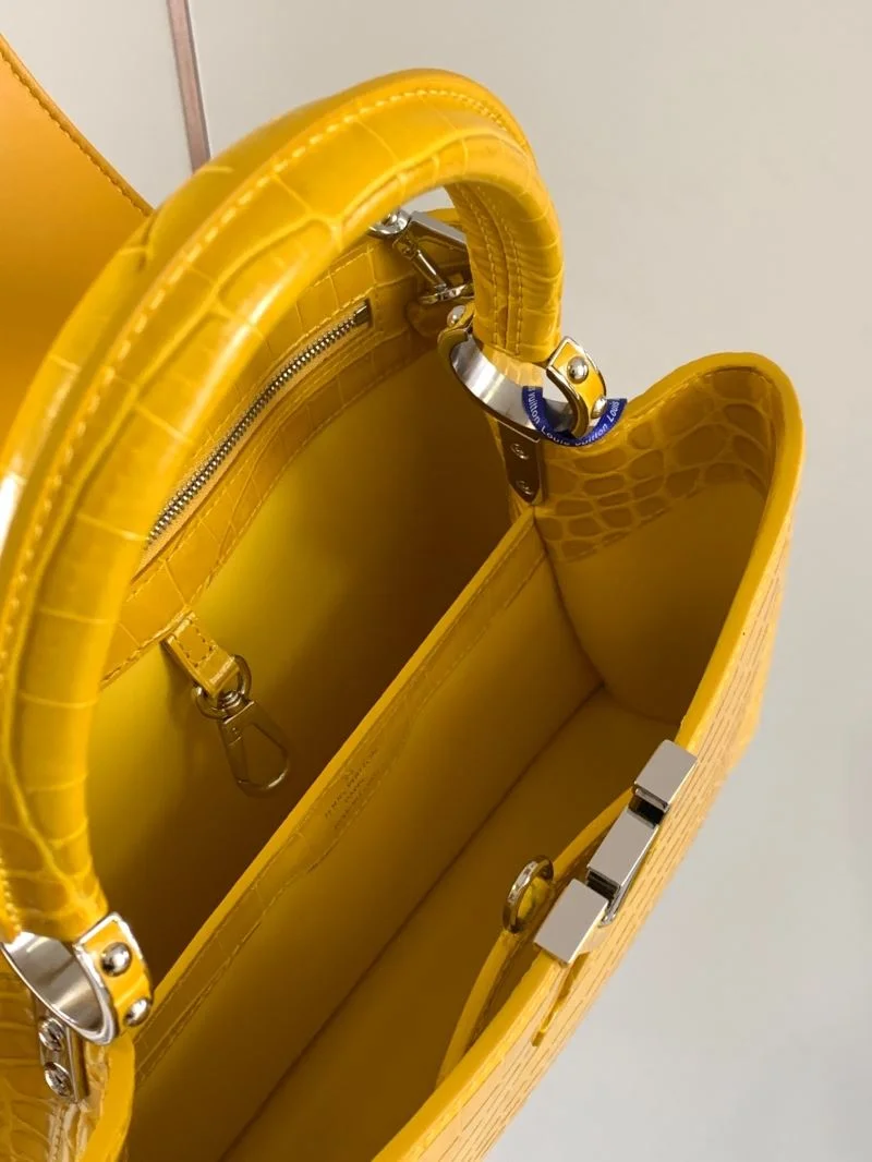 Affordable Louis Vuitton Capucines BB Bags 40033