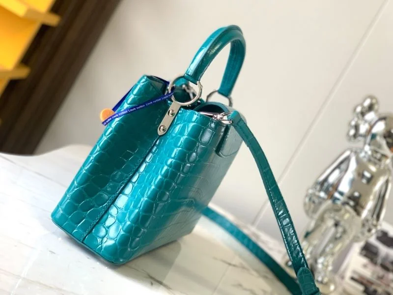 Comfortable Louis Vuitton Capucines BB Bags 39987
