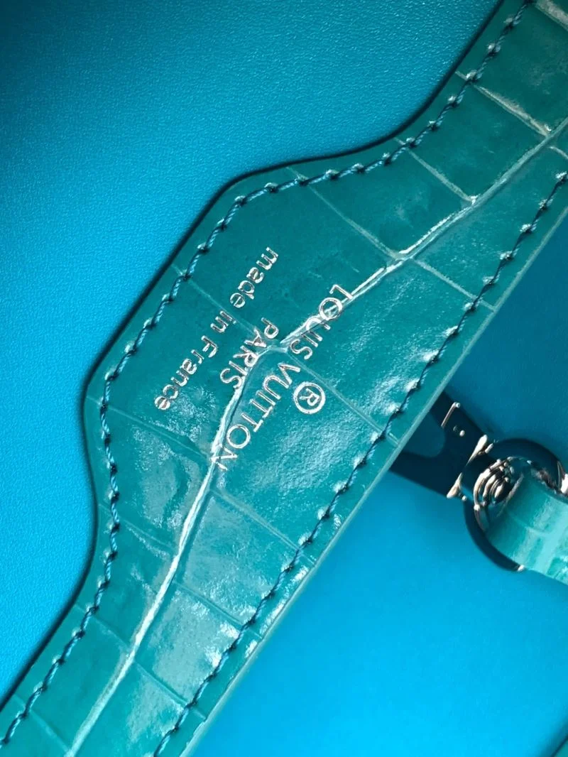 Comfortable Louis Vuitton Capucines BB Bags 39987