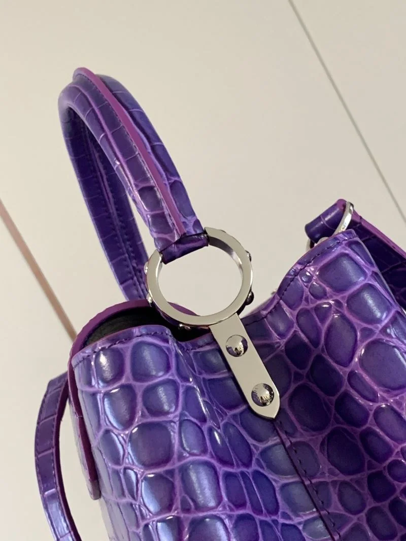 EyeCatching Louis Vuitton Capucines BB Bags 39982