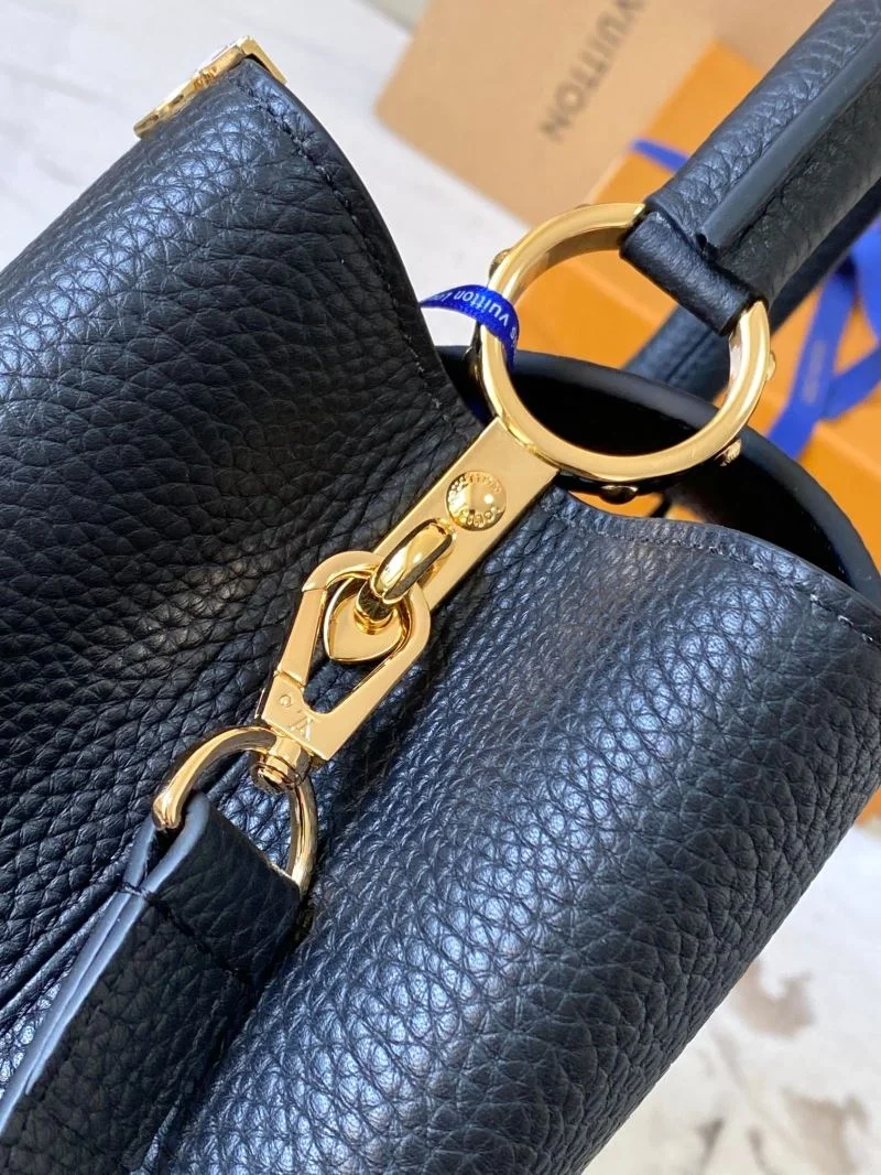 Chic Louis Vuitton Capucines BB Bags 39956