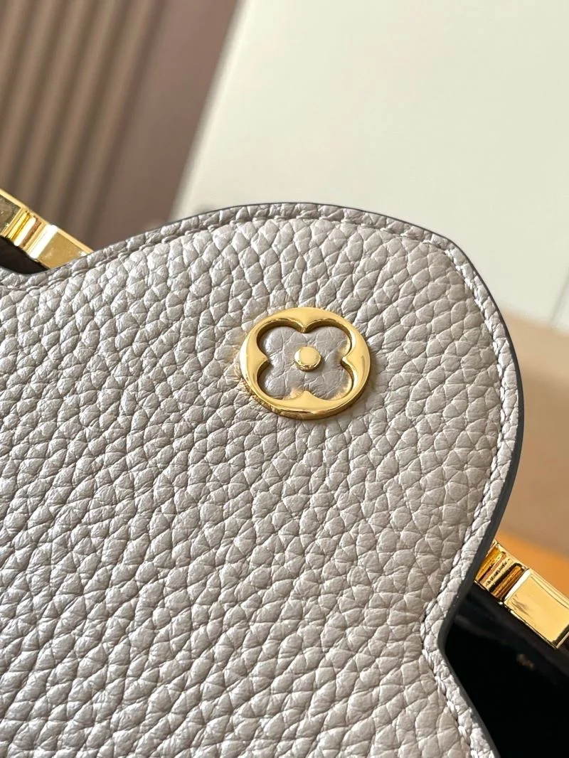 Louis Vuitton Capucines BB Bags OdorResistant 39997
