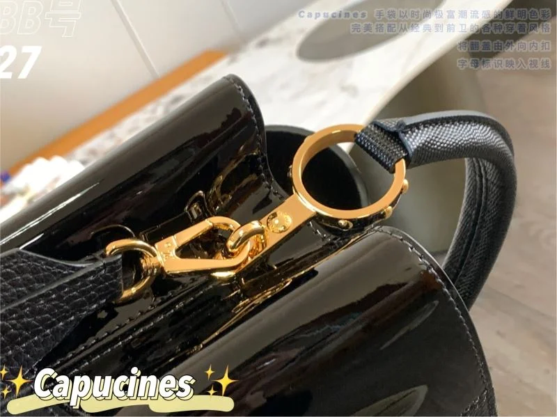 RelaxedFit Louis Vuitton Capucines BB Bags 39998