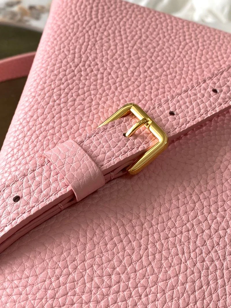 Tailored Louis Vuitton Capucines BB Bags 39993