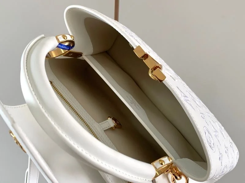 Louis Vuitton Capucines BB Bags Lightweight 39946