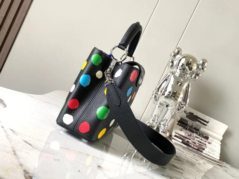 Durable Louis Vuitton Capucines BB Bags 39974