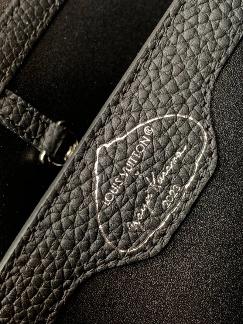 Durable Louis Vuitton Capucines BB Bags 39974