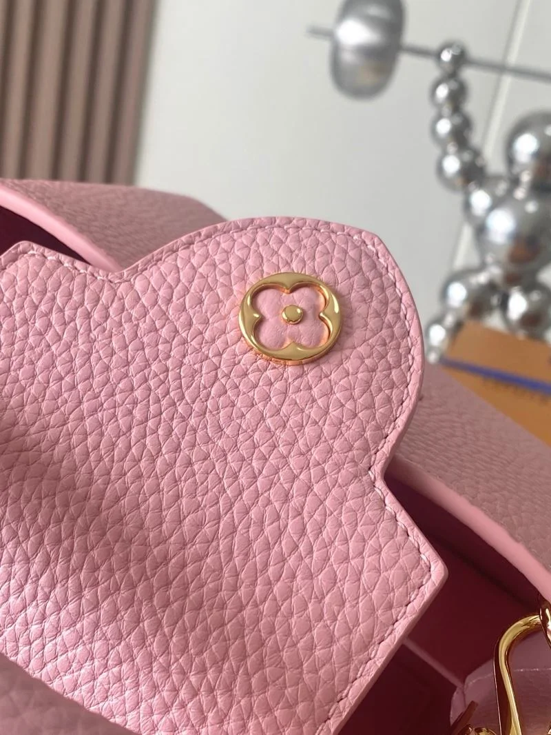 Louis Vuitton Capucines BB Bags BestValue 39939