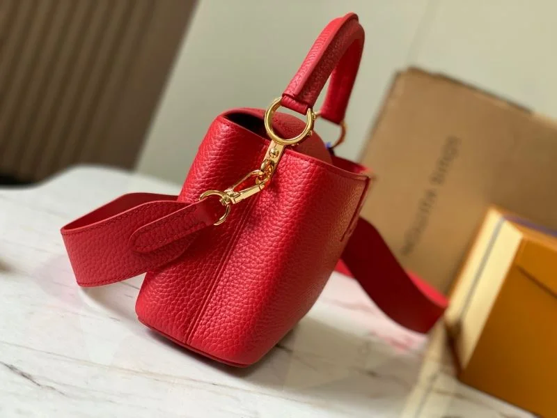 RelaxedFit Louis Vuitton Capucines BB Bags 39933