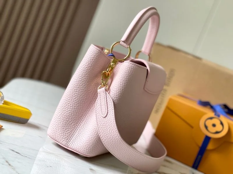 Breathable Louis Vuitton Capucines BB Bags 39928