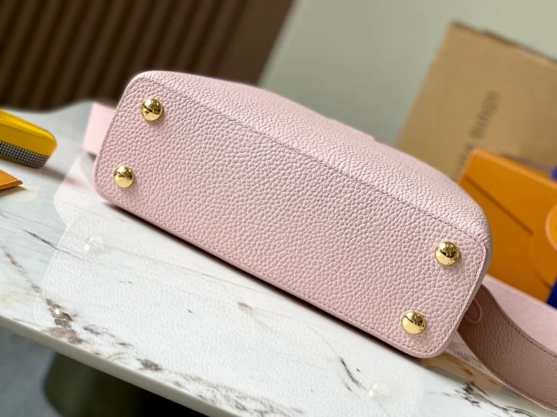 Breathable Louis Vuitton Capucines BB Bags 39928