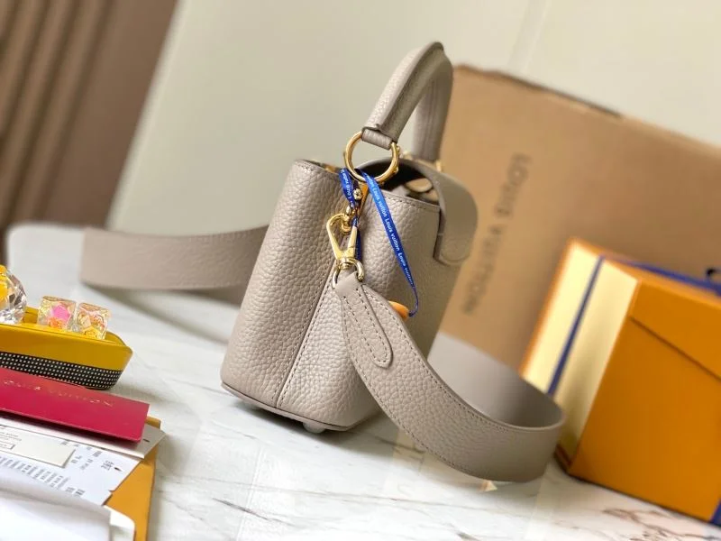 TechFriendly Louis Vuitton Capucines BB Bags 39927