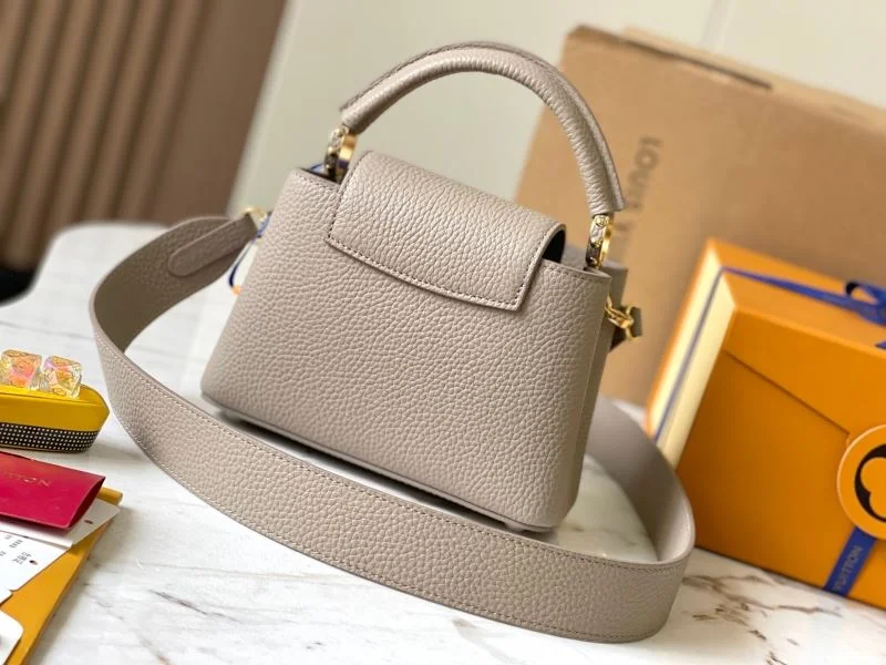 TechFriendly Louis Vuitton Capucines BB Bags 39927