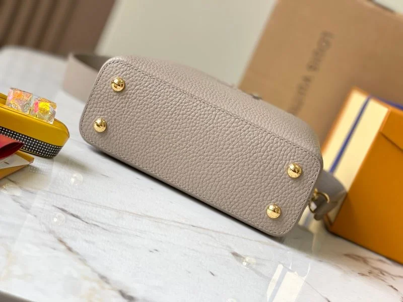 TechFriendly Louis Vuitton Capucines BB Bags 39927