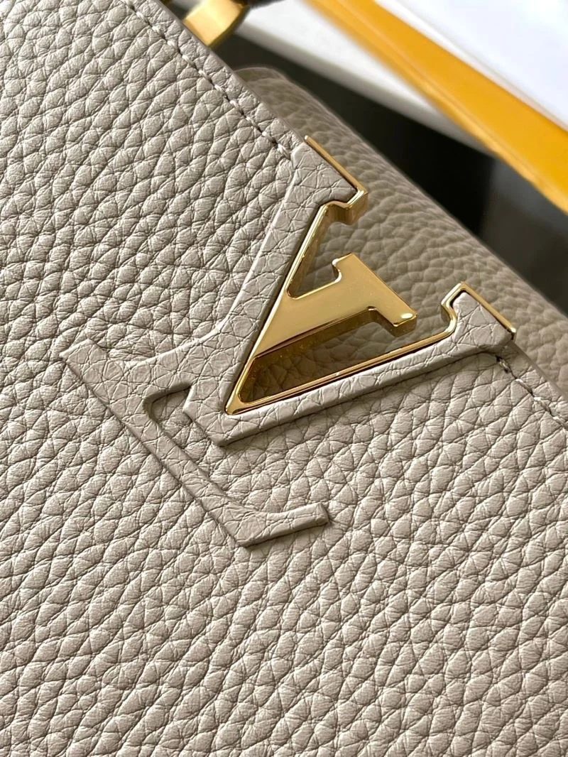 TechFriendly Louis Vuitton Capucines BB Bags 39927