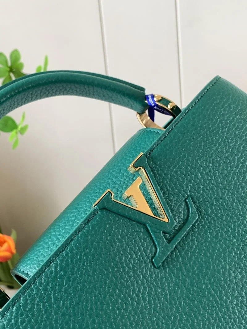 Refined Louis Vuitton Capucines BB Bags 39937