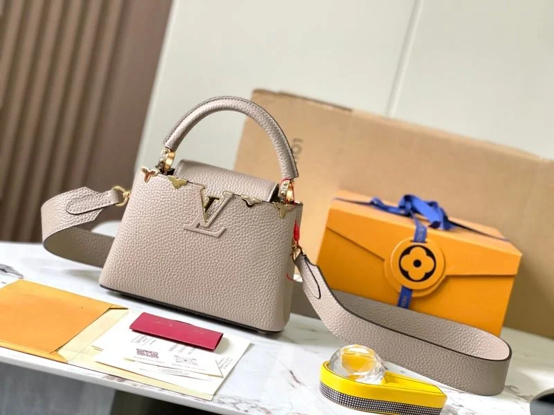 ComfortFit Louis Vuitton Capucines BB Bags 39922