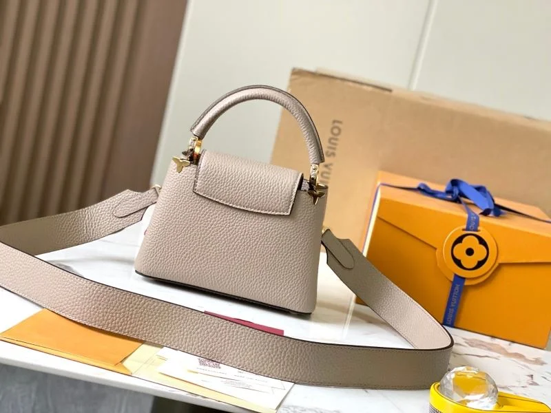 ComfortFit Louis Vuitton Capucines BB Bags 39922