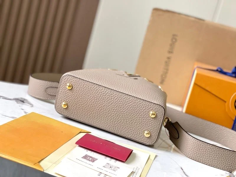 ComfortFit Louis Vuitton Capucines BB Bags 39922