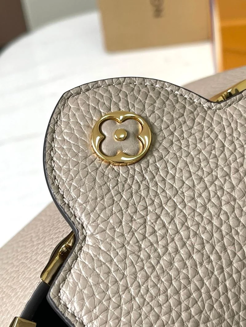 ComfortFit Louis Vuitton Capucines BB Bags 39922