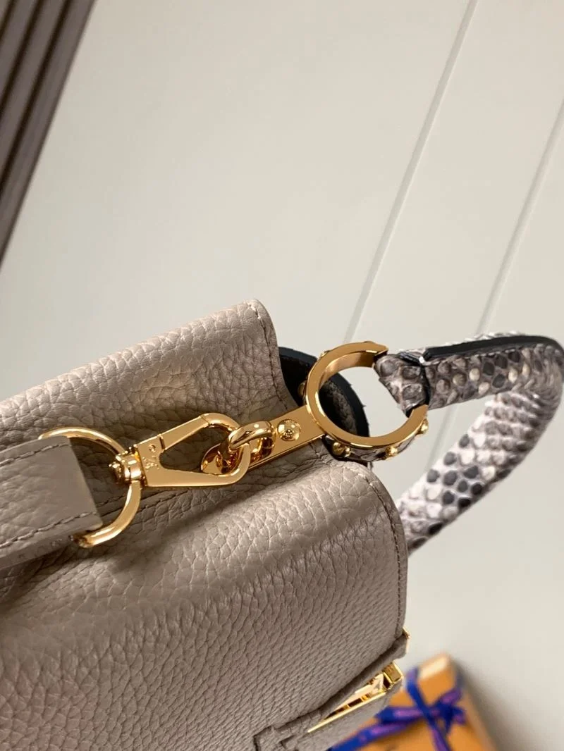 Louis Vuitton Capucines BB Bags SmartChoice 39925