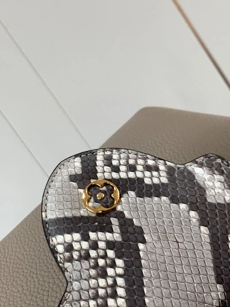 Louis Vuitton Capucines BB Bags OdorResistant 39919