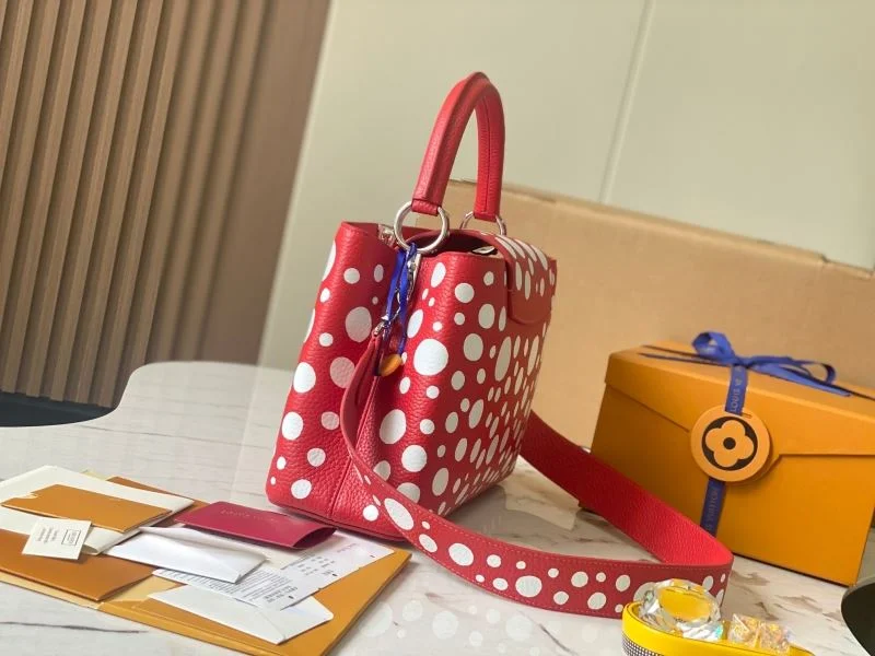 Louis Vuitton Capucines BB Bags Lightweight 40001