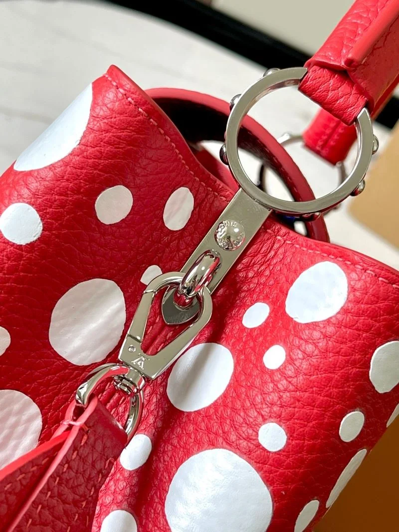 WellDesigned Louis Vuitton Capucines BB Bags 39916