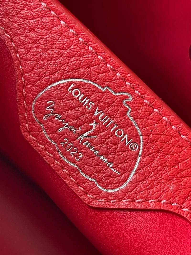 WellDesigned Louis Vuitton Capucines BB Bags 39916