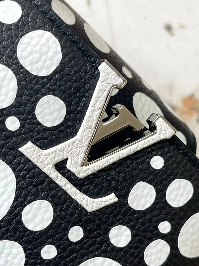 Louis Vuitton Capucines BB Bags SmoothTexture 39915