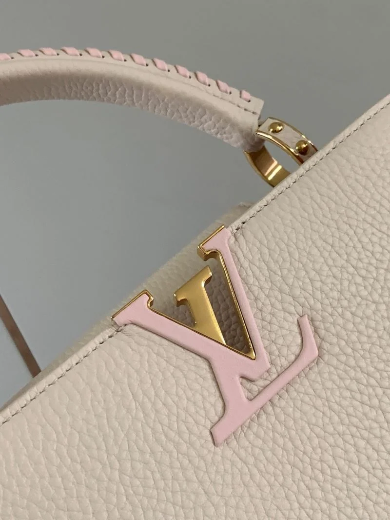 MultiPurpose Louis Vuitton Capucines BB Bags 39972