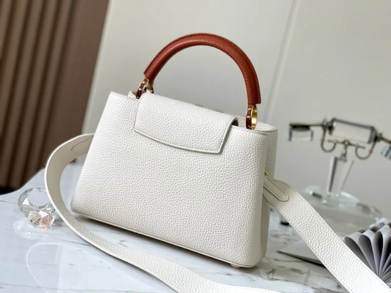 Durable Louis Vuitton Capucines BB Bags 39888