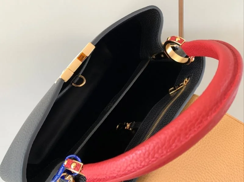 Stretchable Louis Vuitton Capucines BB Bags 39889