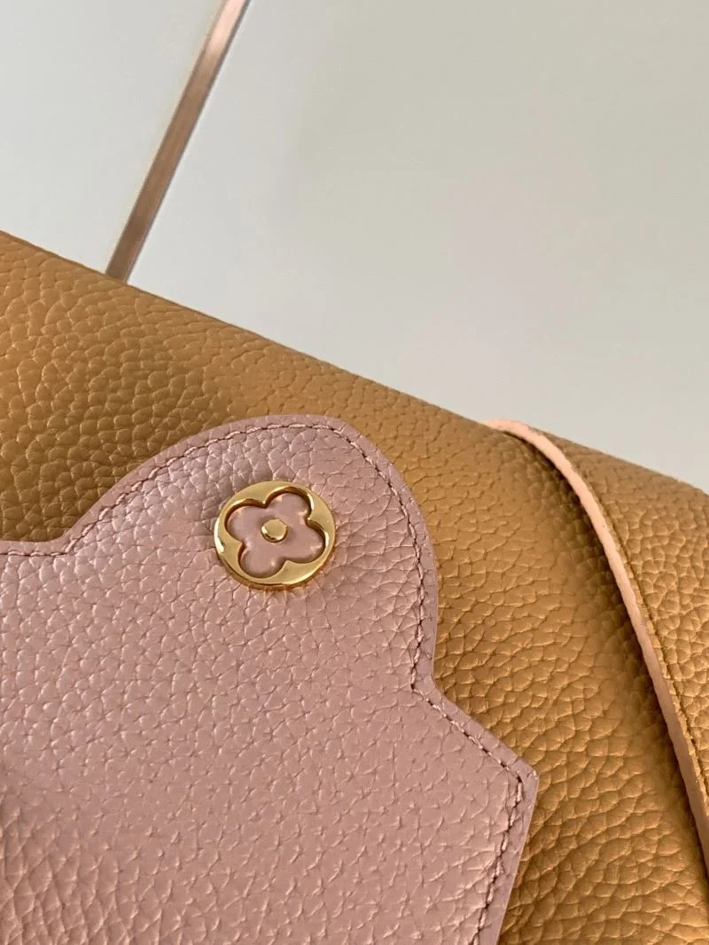 Fashionable Louis Vuitton Capucines BB Bags 39936