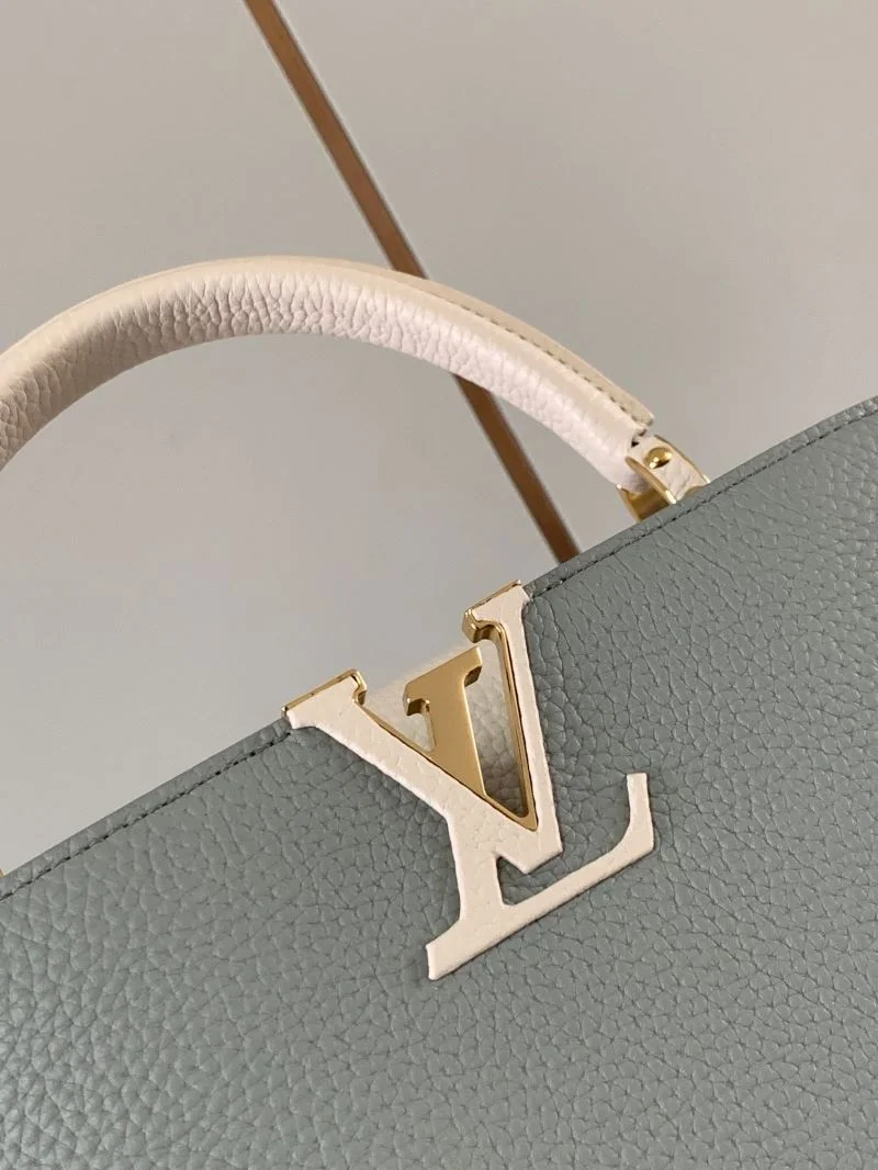 Breathable Louis Vuitton Capucines BB Bags 39989