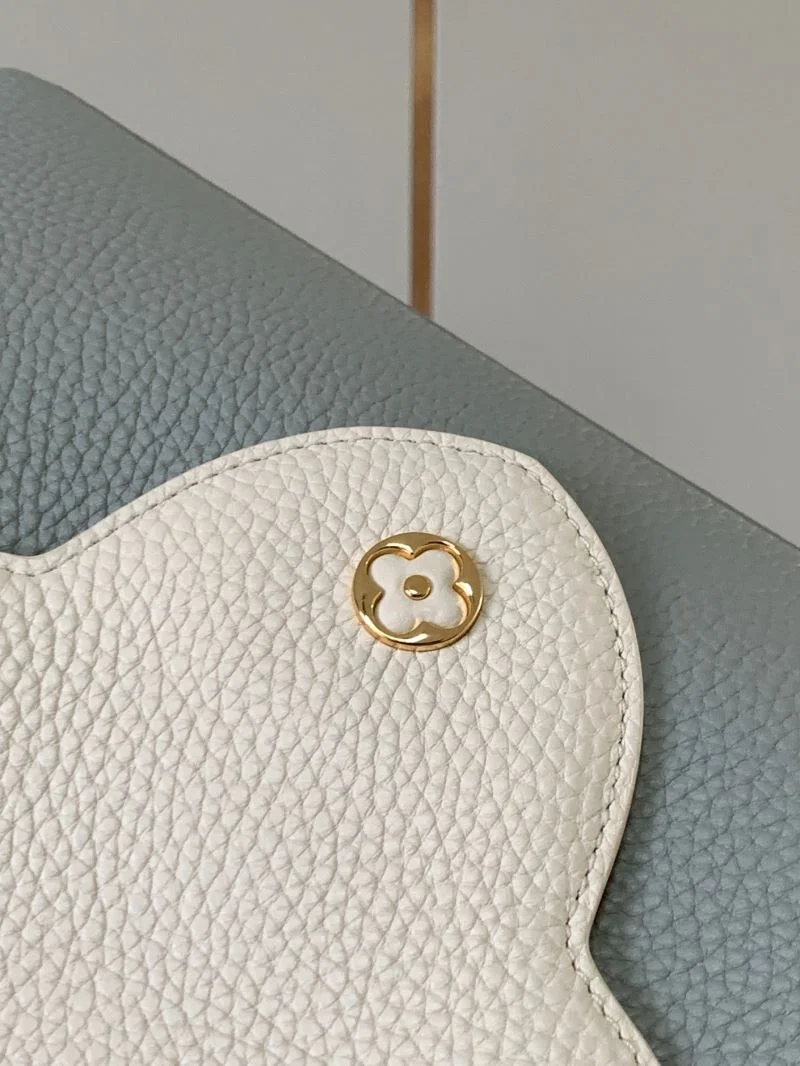 Breathable Louis Vuitton Capucines BB Bags 39989