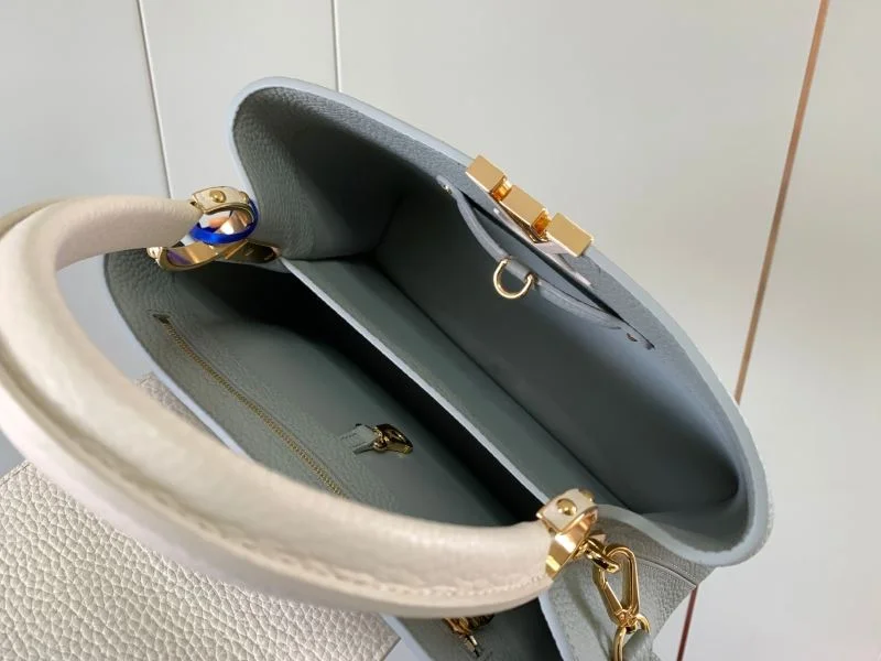 Breathable Louis Vuitton Capucines BB Bags 39989