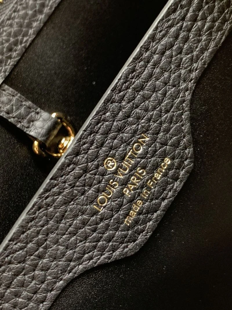 EyeCatching Louis Vuitton Capucines BB Bags 39921
