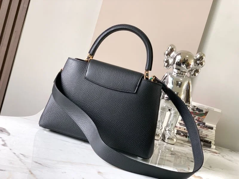 Effortless Louis Vuitton Capucines BB Bags 39881