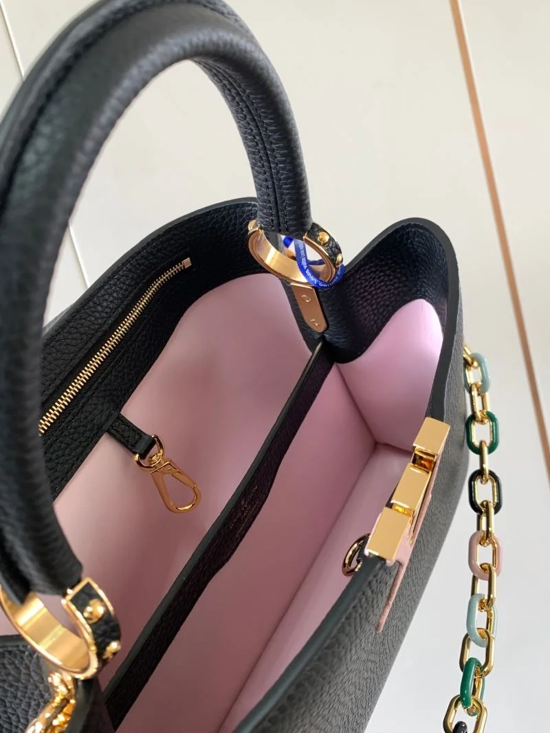Effortless Louis Vuitton Capucines BB Bags 39881