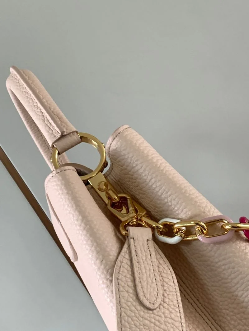Louis Vuitton Capucines BB Bags Unisex 39912