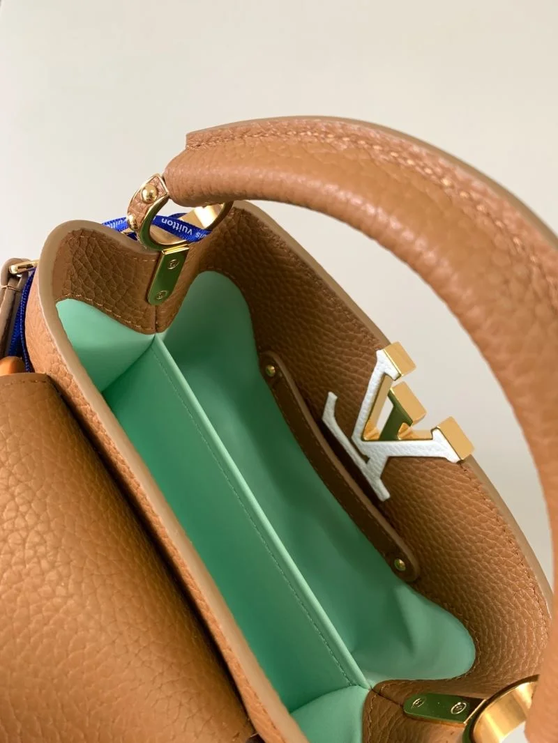 OdorResistant Louis Vuitton Capucines BB Bags 39911