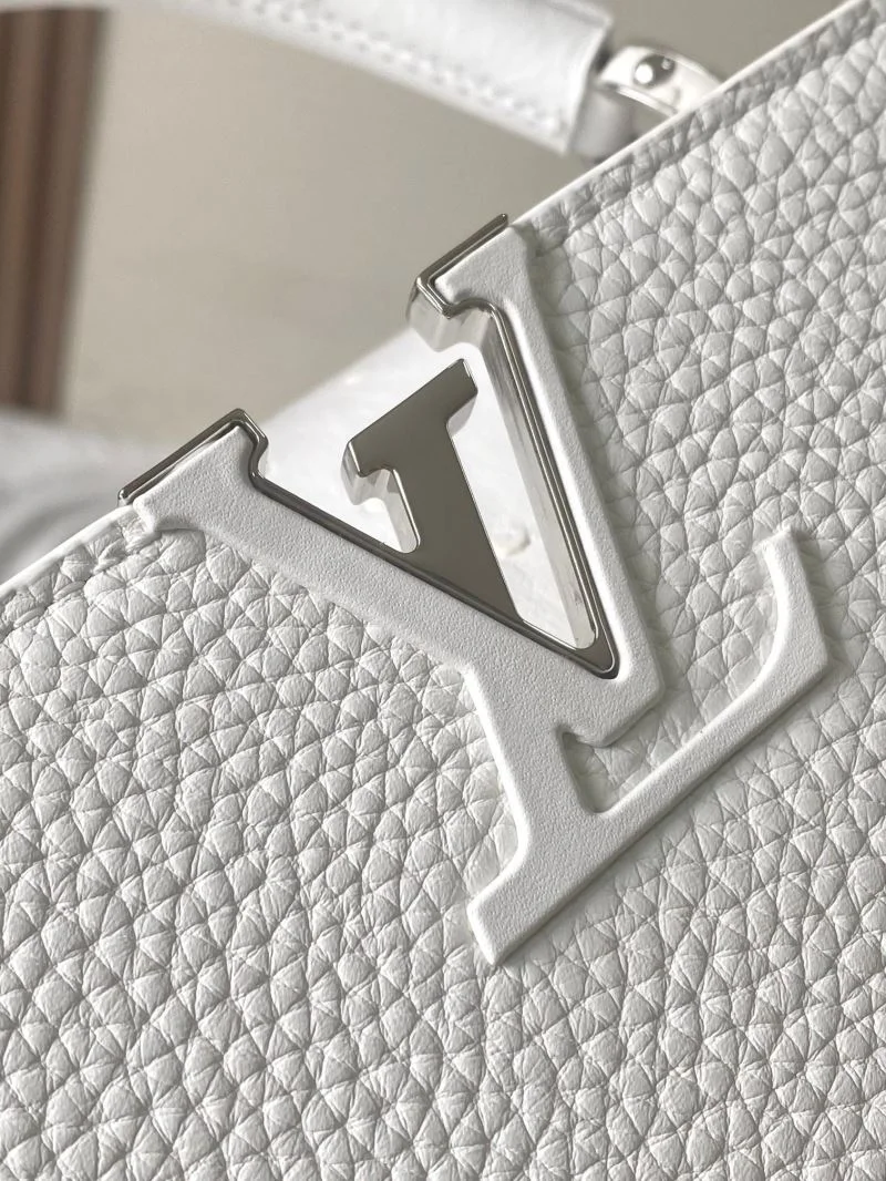 Tailored Louis Vuitton Capucines BB Bags 39871