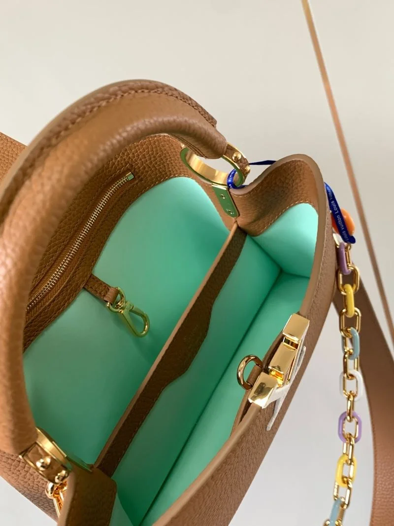 Louis Vuitton Capucines BB Bags Bright 39870