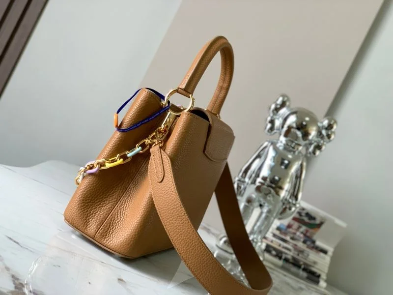 Stretchable Louis Vuitton Capucines BB Bags 39949