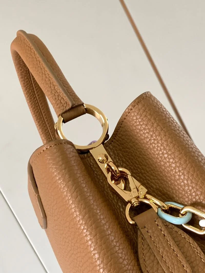 Stretchable Louis Vuitton Capucines BB Bags 39949